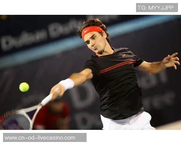 费德勒与穆雷巅峰对决回顾网坛传奇的经典对抗与友谊之路 费德勒与穆雷巅峰对决回顾网坛传奇的经典对抗与友谊之路